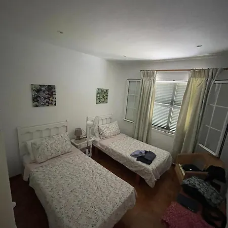 Jones Cala En Porter (Menorca)